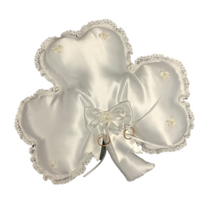 𝅺Shamrock Ring Bearer Satin Pillow